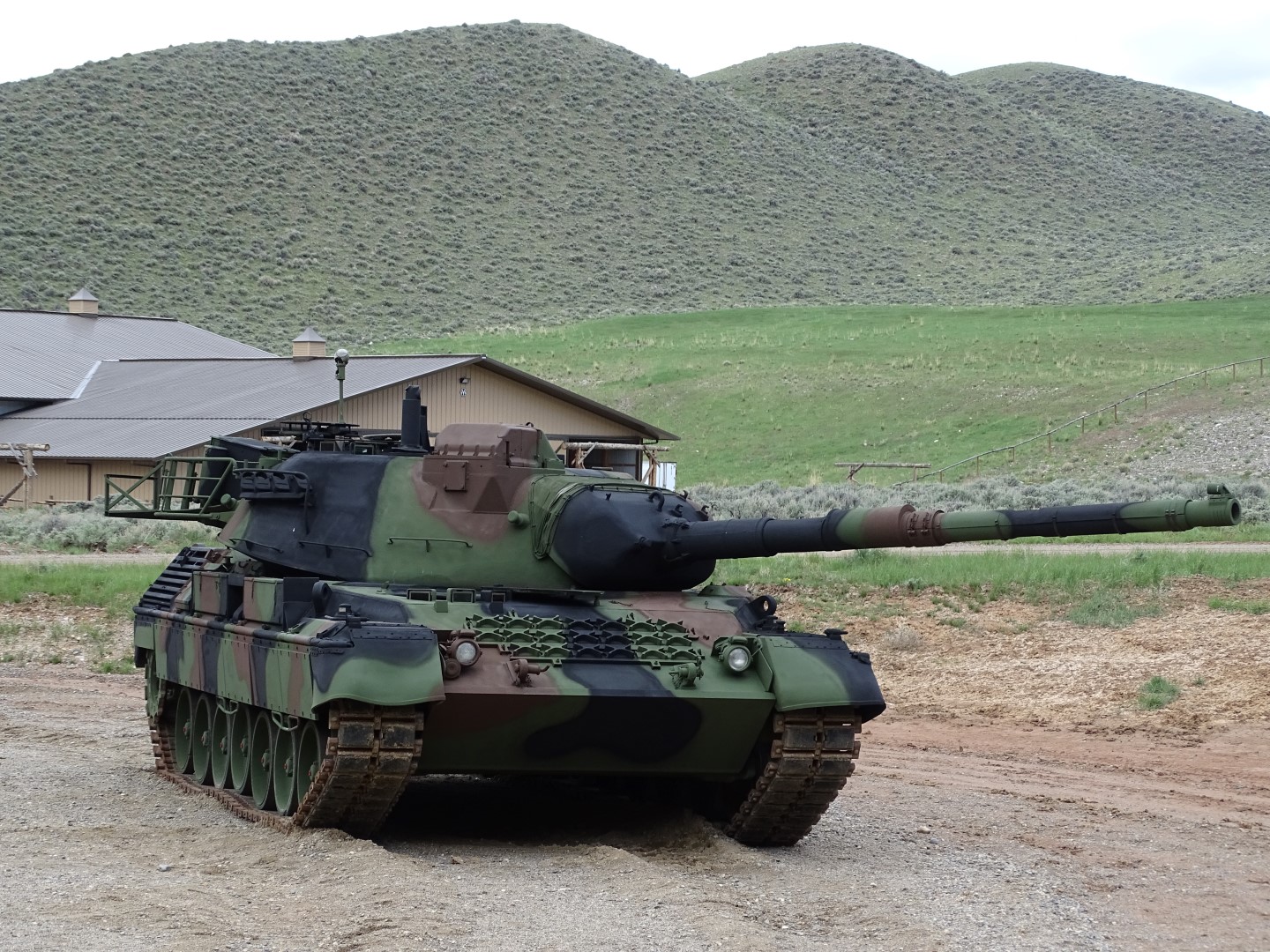 LEOPARD 1 A5 MBT (USA) (1)