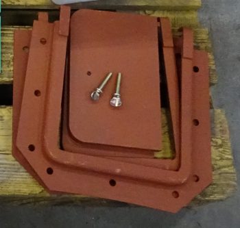 Halftrack International Windshield eye shut set