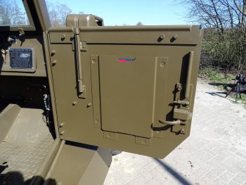 Halftrack M5 Oil chart bracket