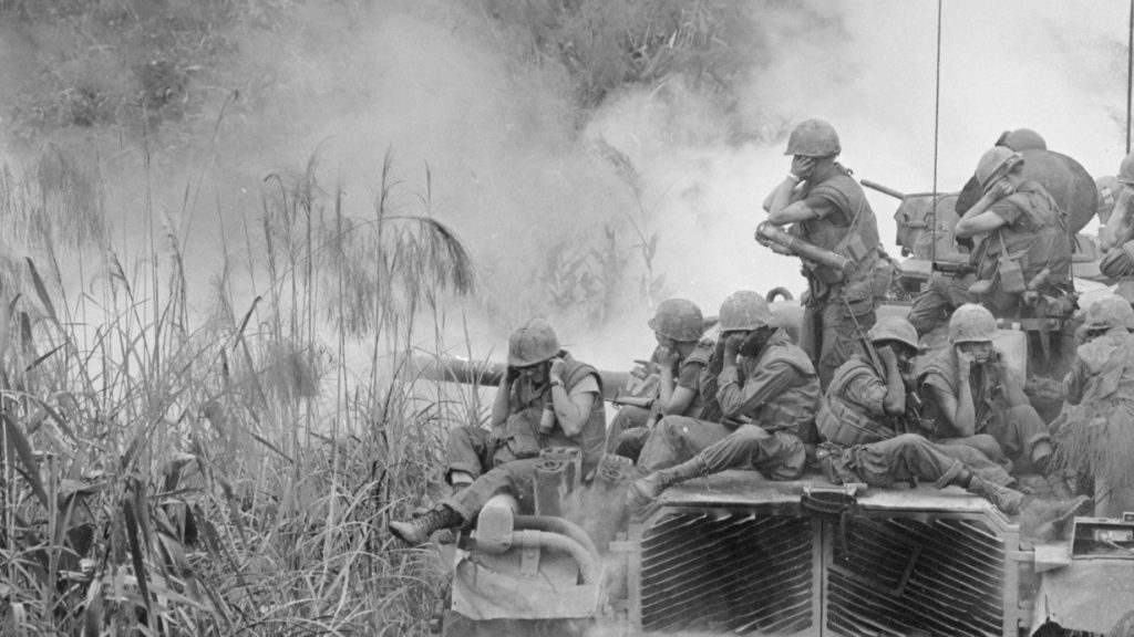 BAIV M48A5-10 US Marines in Vietnam 04031968